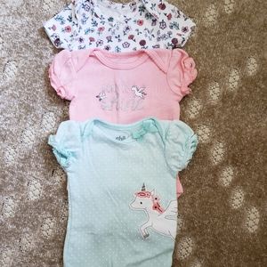 NB unicorn set onesies
